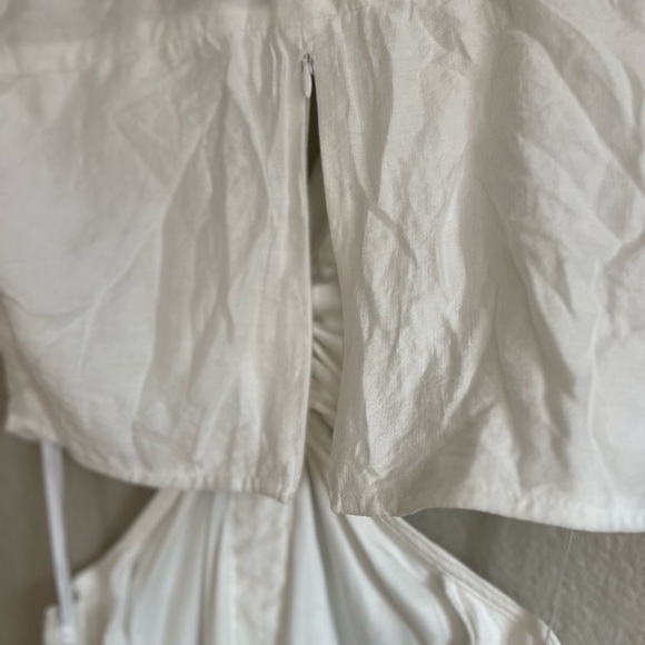 Sensational Sun White Collared Cutout Tie-Front Midi Dress - Picture 10 of 10